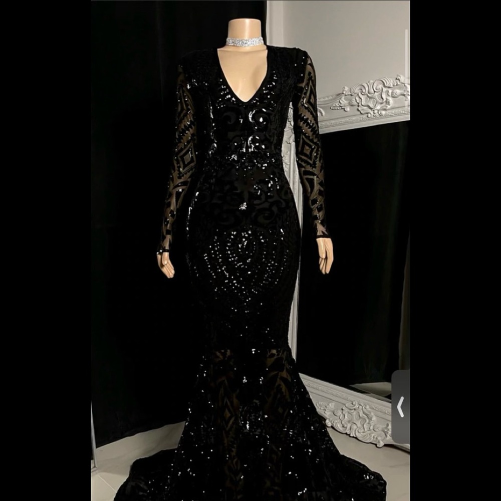 Beautiful black prom dress